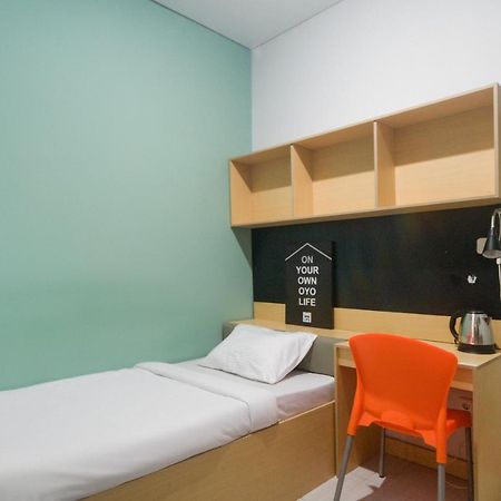 Oyo Life 3204 Beverly Park Bandung Bagian luar foto