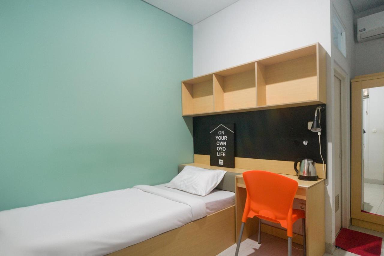 Oyo Life 3204 Beverly Park Bandung Bagian luar foto