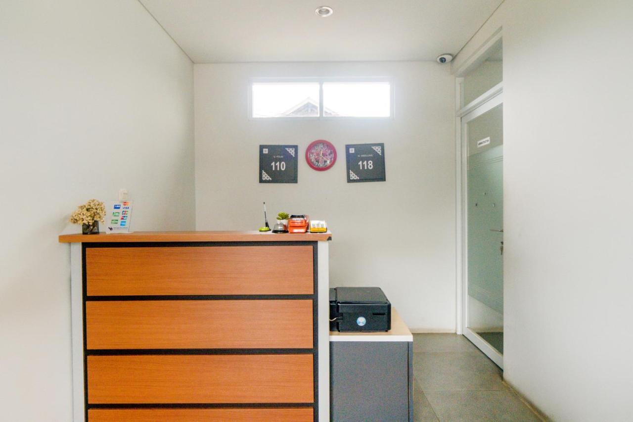 Oyo Life 3204 Beverly Park Bandung Bagian luar foto