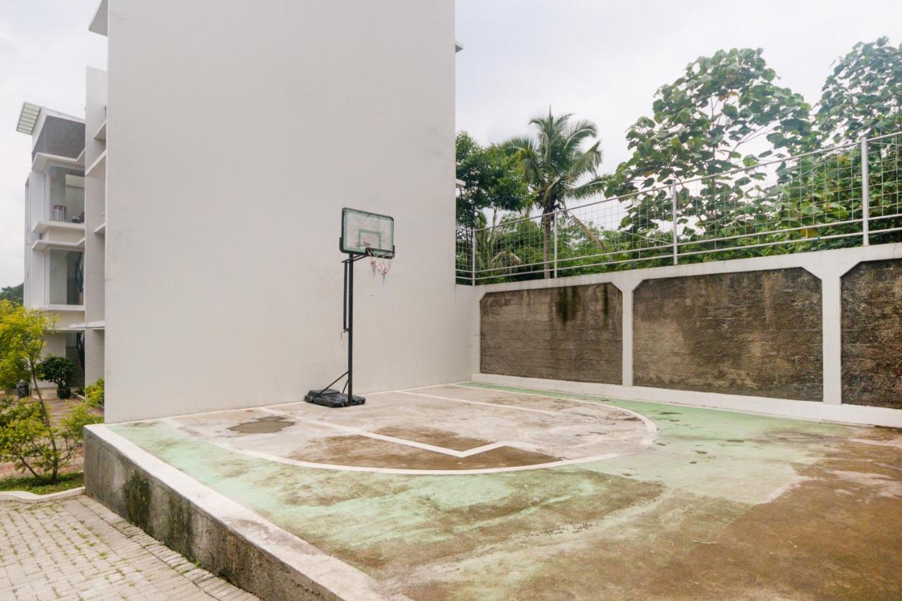 Oyo Life 3204 Beverly Park Bandung Bagian luar foto