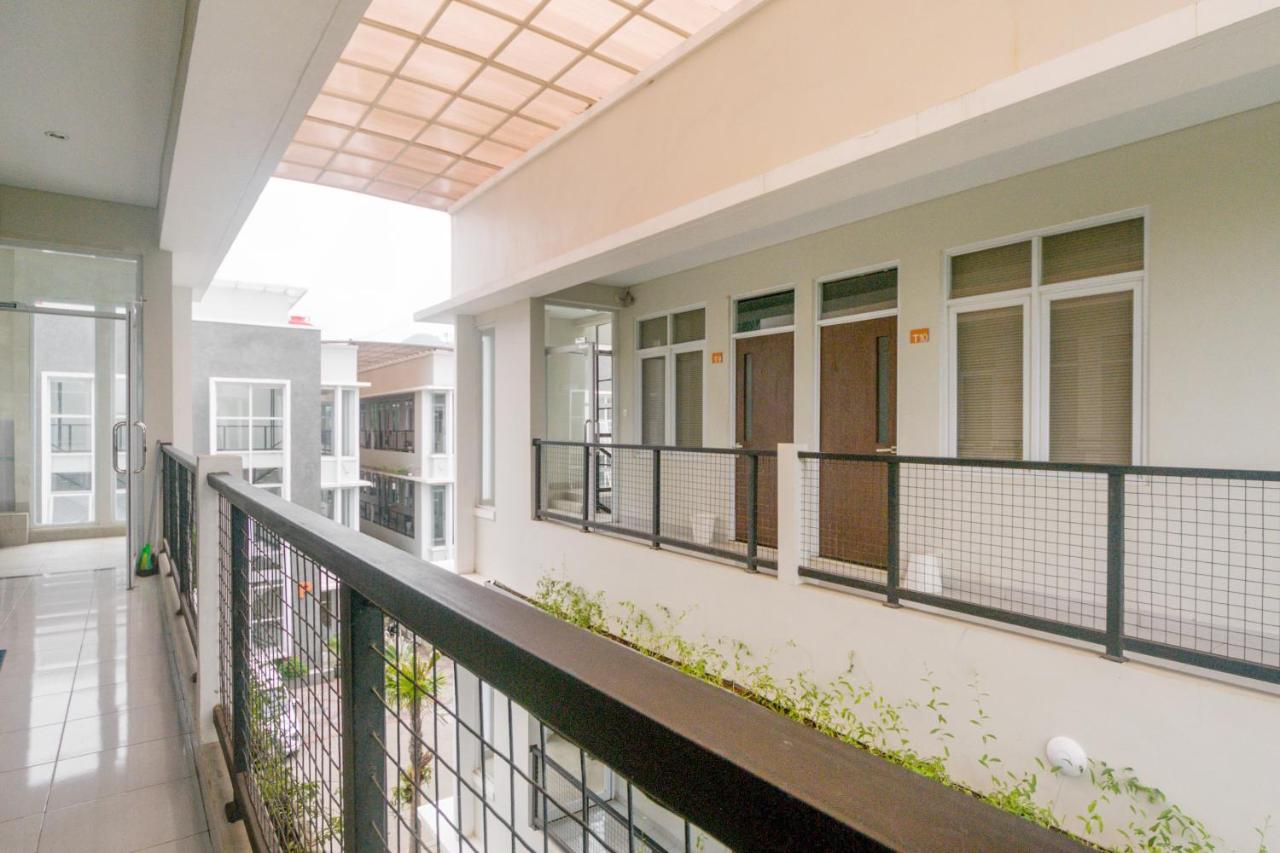 Oyo Life 3204 Beverly Park Bandung Bagian luar foto